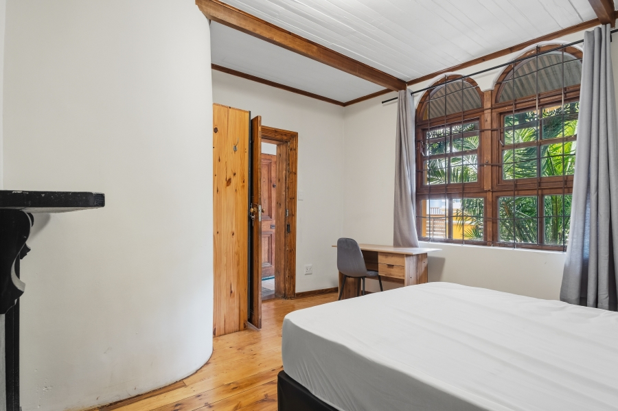 To Let 4 Bedroom Property for Rent in Woodstock Western Cape